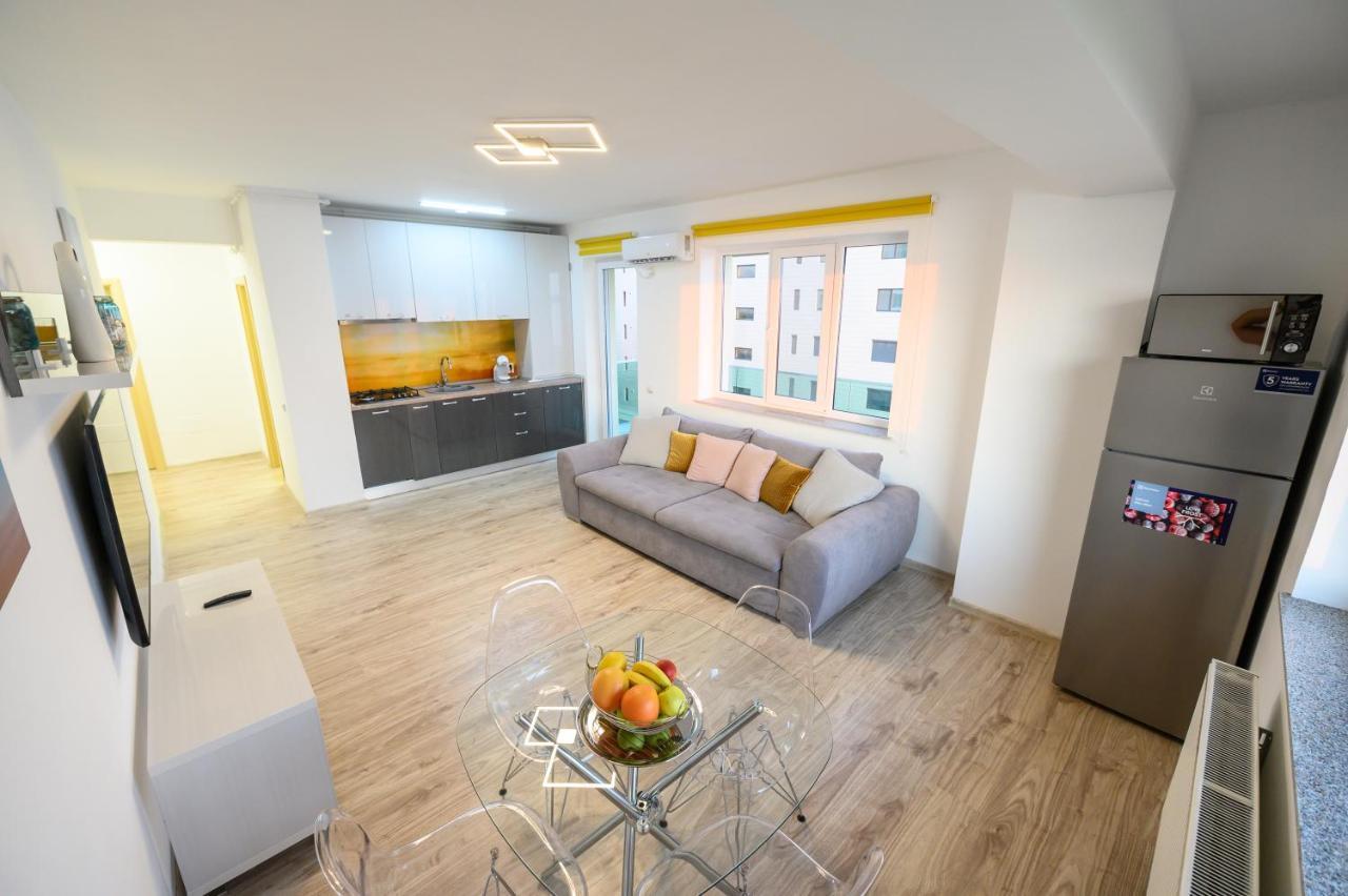 Sunset Lake Apartament 마마이아 외부 사진